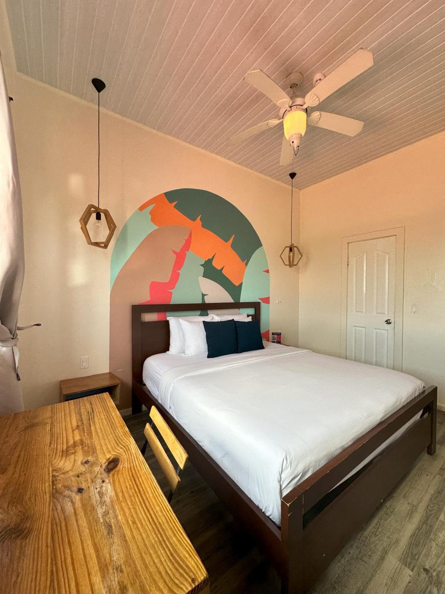 Socialtel Bocas Del Toro Hotel Luaran gambar